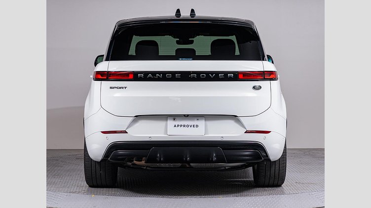 2022 認定中古車 Land Rover Range Rover Sport フジホワイト 3.0リッター6気筒300PSターボチャージドディーゼルMHEV（オートマチック） DYNAMIC S