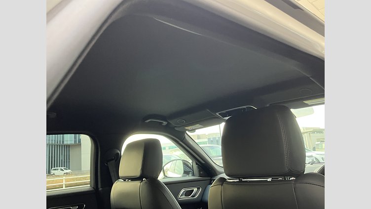 2024 認定中古車 Land Rover Range Rover Velar オストゥーニパールホワイト D200マイルドハイブリッド（ディーゼル） スタンダードホイールベース S