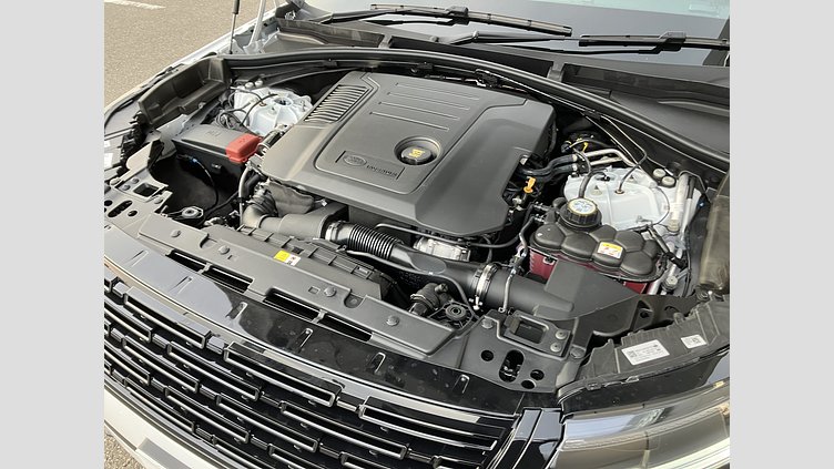 2024 認定中古車 Land Rover Range Rover Velar オストゥーニパールホワイト D200マイルドハイブリッド（ディーゼル） スタンダードホイールベース S