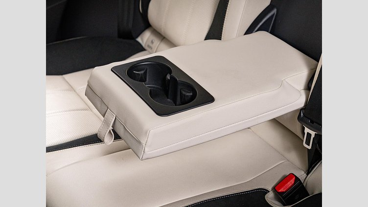 2022 認定中古車 Land Rover Range Rover Velar アイガーグレイ P250 AWD（オートマチック） R-DYNAMIC S