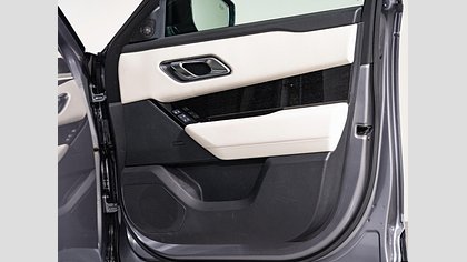 Range Rover Velar 29