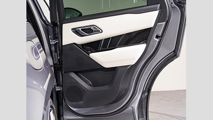 Range Rover Velar 24