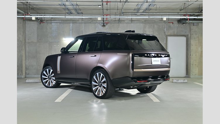 2024 認定中古車 Land Rover Range Rover トルマリンブラウン - サテンフィニッシュ 615 AWD（AT） スタンダードホイールベース SV