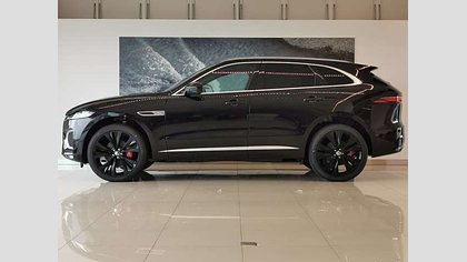 F-Pace 5