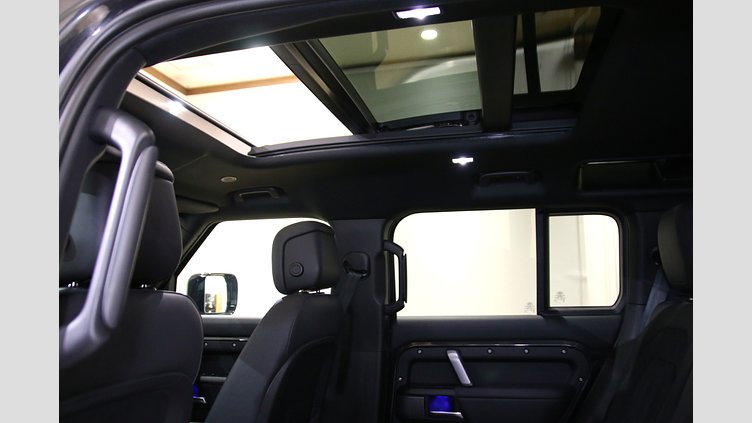 2023 認定中古車 Land Rover Defender 110 カルパチアングレイ P525 AWD (AT) V8