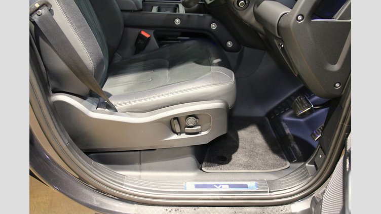 2023 認定中古車 Land Rover Defender 110 カルパチアングレイ P525 AWD (AT) V8