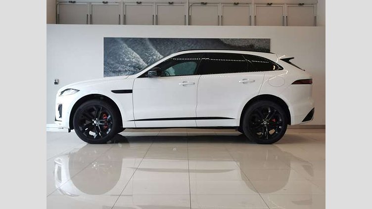 2024 認定中古車 Jaguar F-Pace オストゥーニパールホワイト P400e ガソリン プラグインハイブリッド R-DYNAMIC HSE