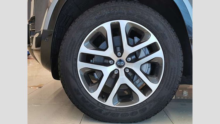 2023 認定中古車 Land Rover Defender 110 アイガーグレイ D300 AWD（AT） X-DYNAMIC SE