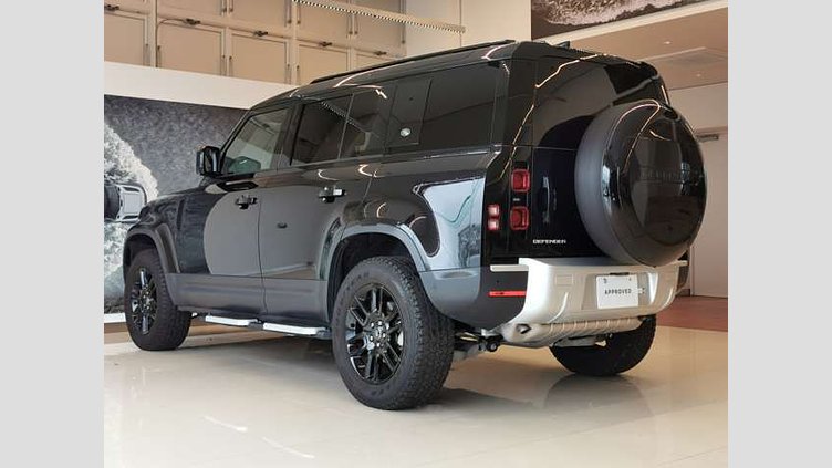 2023 認定中古車 Land Rover Defender 110 サントリーニブラック P300 AWD（AT） SE