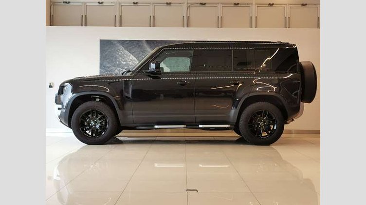 2023 認定中古車 Land Rover Defender 110 サントリーニブラック P300 AWD（AT） SE