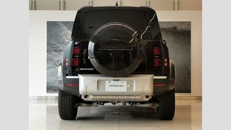 2023 認定中古車 Land Rover Defender 110 サントリーニブラック P300 AWD（AT） SE