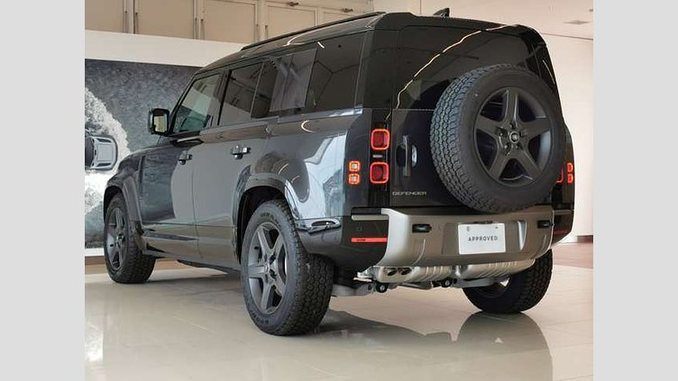 2025 認定中古車 Land Rover Defender 110 カルパチアングレイ D350 ディーゼルマイルドハイブリッド X-Dynamic SE