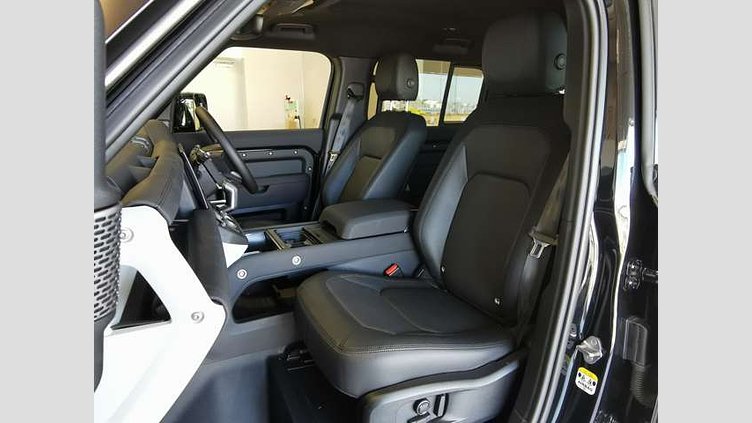 2023 認定中古車 Land Rover Defender 110 アイガーグレイ D300 AWD（AT） X-DYNAMIC SE