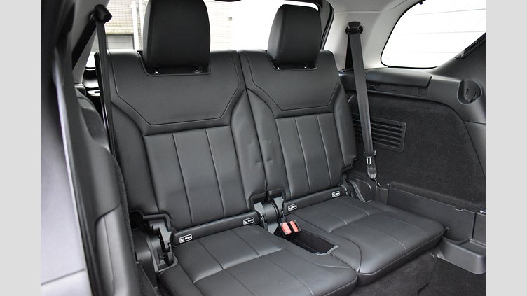 2018 認定中古車 Land Rover Discovery Fuji White 3.0 V6 Dsl Mono Turbo Std Flow 3.0D　HSE