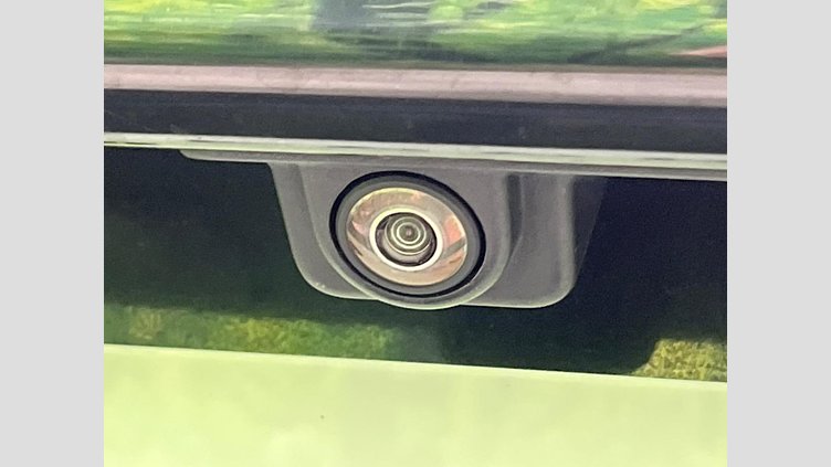 2019 認定中古車 Jaguar XE サントリーニブラック D180 RWD AUTOMATIC 4 door Saloon S