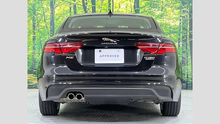 2019 認定中古車 Jaguar XE サントリーニブラック D180 RWD AUTOMATIC 4 door Saloon S