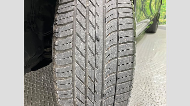 2019 認定中古車 Land Rover Range Rover Evoque アイガーグレー D180 R-DYNAMIC S