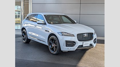 F-Pace 0