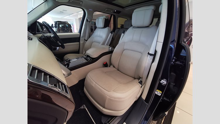 2020 認定中古車 Land Rover Range Rover ポルトフィーノブルー 5.0リッターV8スーパーチャージド 525PS ガソリン スタンダードホイールベース AUTOBIOGRAPHY