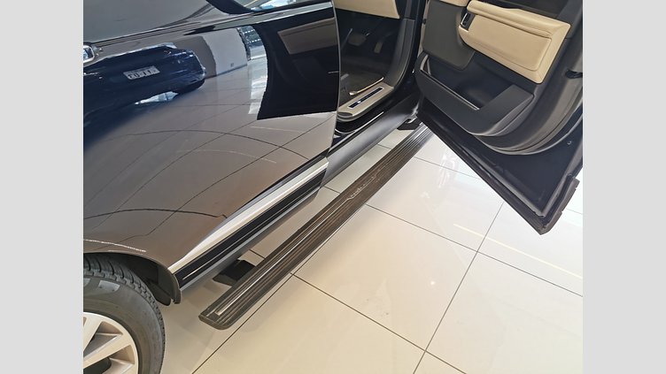 2020 認定中古車 Land Rover Range Rover ポルトフィーノブルー 5.0リッターV8スーパーチャージド 525PS ガソリン スタンダードホイールベース AUTOBIOGRAPHY