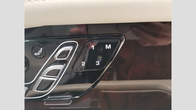 2020 認定中古車 Land Rover Range Rover ポルトフィーノブルー 5.0リッターV8スーパーチャージド 525PS ガソリン スタンダードホイールベース AUTOBIOGRAPHY