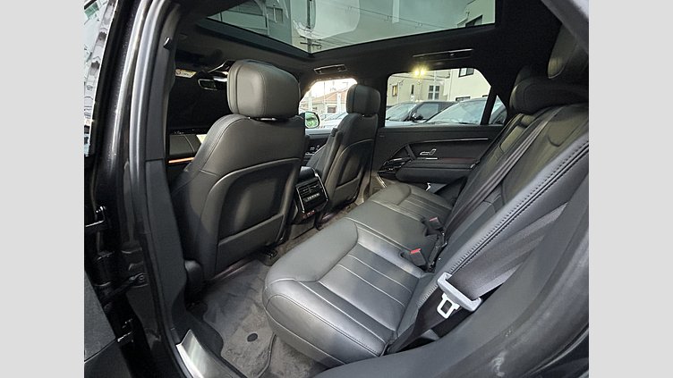 2023 認定中古車 Land Rover Range Rover Sport カルパチアングレイ 3.0リッター6気筒300PSターボチャージドディーゼルMHEV（オートマチック） DYNAMIC SE