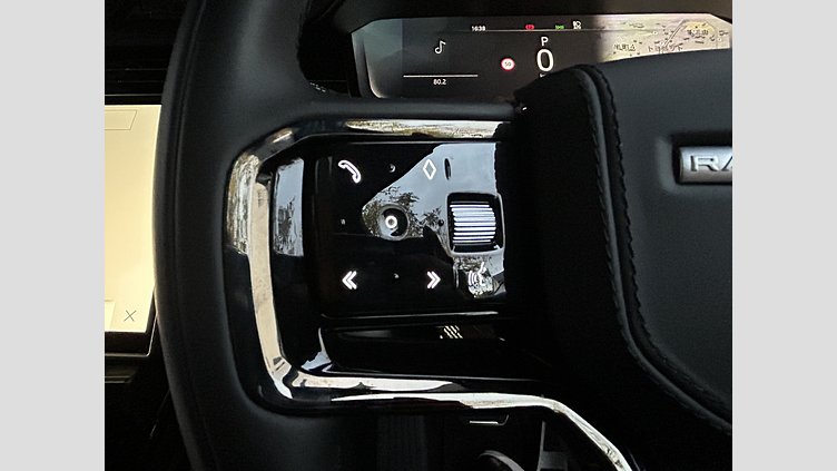 2023 認定中古車 Land Rover Range Rover Sport カルパチアングレイ 3.0リッター6気筒300PSターボチャージドディーゼルMHEV（オートマチック） DYNAMIC SE