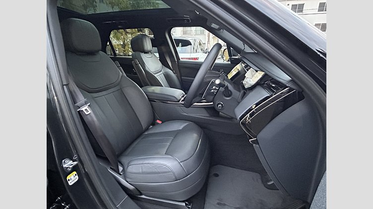 2023 認定中古車 Land Rover Range Rover Sport カルパチアングレイ 3.0リッター6気筒300PSターボチャージドディーゼルMHEV（オートマチック） DYNAMIC SE