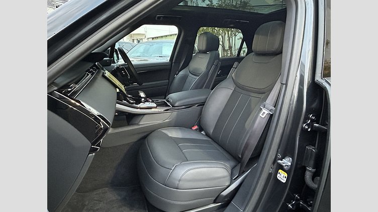 2023 認定中古車 Land Rover Range Rover Sport カルパチアングレイ 3.0リッター6気筒300PSターボチャージドディーゼルMHEV（オートマチック） DYNAMIC SE