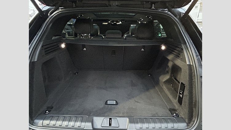 2023 認定中古車 Land Rover Range Rover Sport カルパチアングレイ 3.0リッター6気筒300PSターボチャージドディーゼルMHEV（オートマチック） DYNAMIC SE