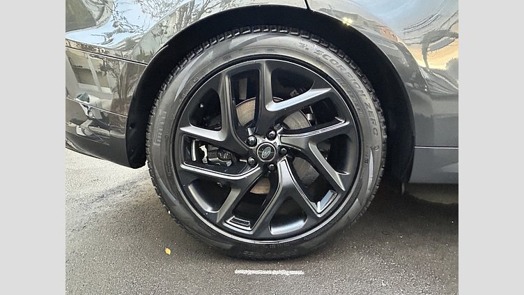 2023 認定中古車 Land Rover Range Rover Sport カルパチアングレイ 3.0リッター6気筒300PSターボチャージドディーゼルMHEV（オートマチック） DYNAMIC SE