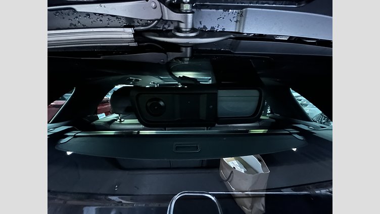 2023 認定中古車 Land Rover Range Rover Sport カルパチアングレイ 3.0リッター6気筒300PSターボチャージドディーゼルMHEV（オートマチック） DYNAMIC SE