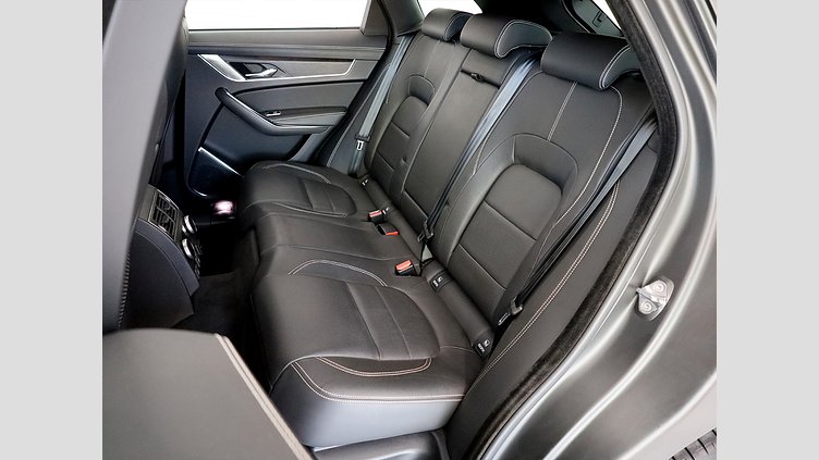 2024 Approved Jaguar F-Pace Eiger Grey AWD D200 AWD R-Dynamic HSE