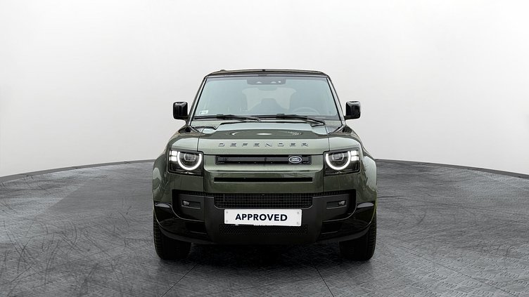 2025 Approved Land Rover Defender 110 Woolstone Green Ingenium 3.0 literes, hathengeres 200 lóerős mild hybrid dízelmotor (automata) összkerékhajtás X-Dynamic SE