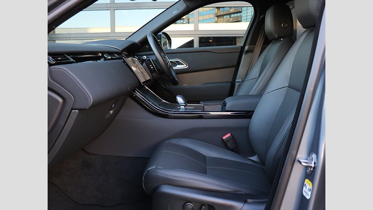 2024 認定中古車 Land Rover Range Rover Velar ザダルグレイ D200マイルドハイブリッド（ディーゼル） スタンダードホイールベース Dynamic SE