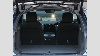 Range Rover Velar 15