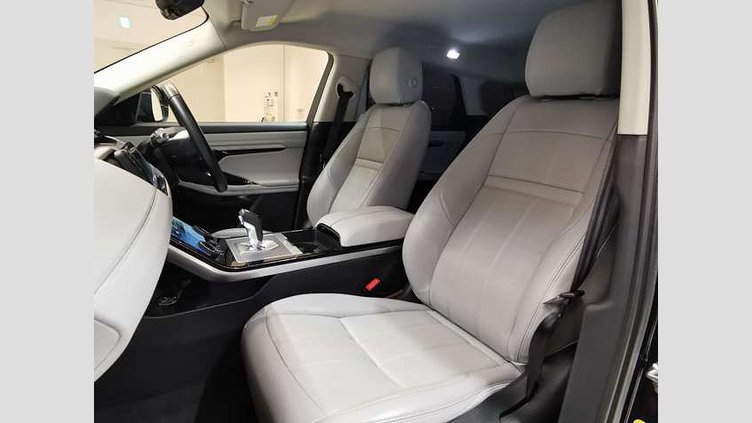 2019 認定中古車 Land Rover Range Rover Evoque サントリーニブラック D180 SE