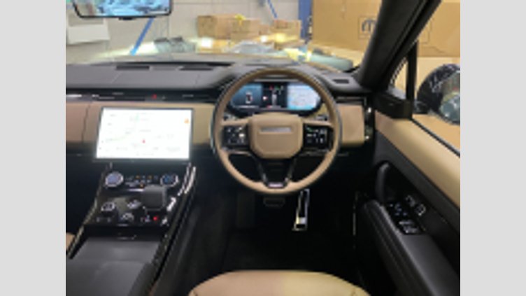 2023 認定中古車 Land Rover Range Rover Sport ジオラグリーン 3.0リッター6気筒300PSターボチャージドディーゼルMHEV（オートマチック） AUTOBIOGRAPHY