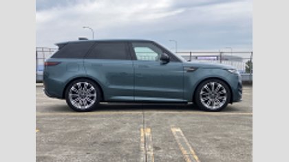 Range Rover Sport 1