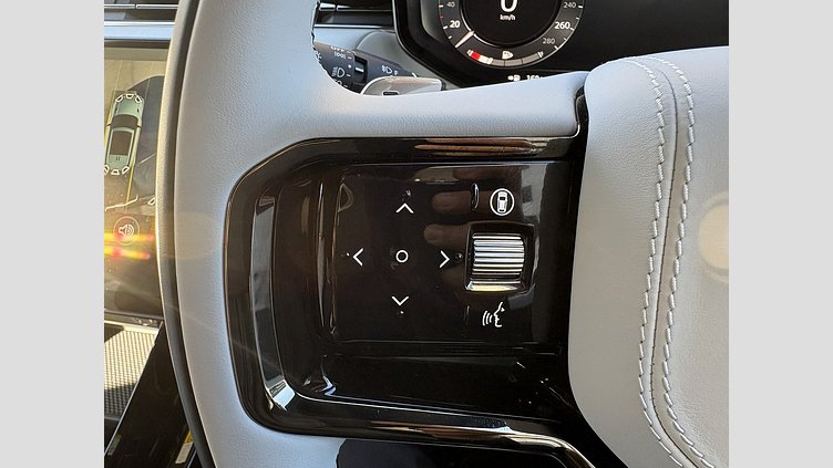 2024 認定中古車 Land Rover Range Rover Sport フジホワイト D300マイルドハイブリッド スタンダードホイールベース Dynamic SE