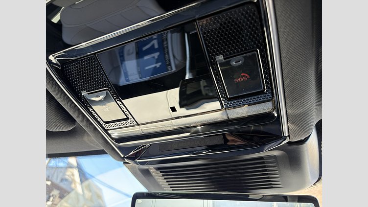 2024 認定中古車 Land Rover Range Rover Sport フジホワイト D300マイルドハイブリッド スタンダードホイールベース Dynamic SE