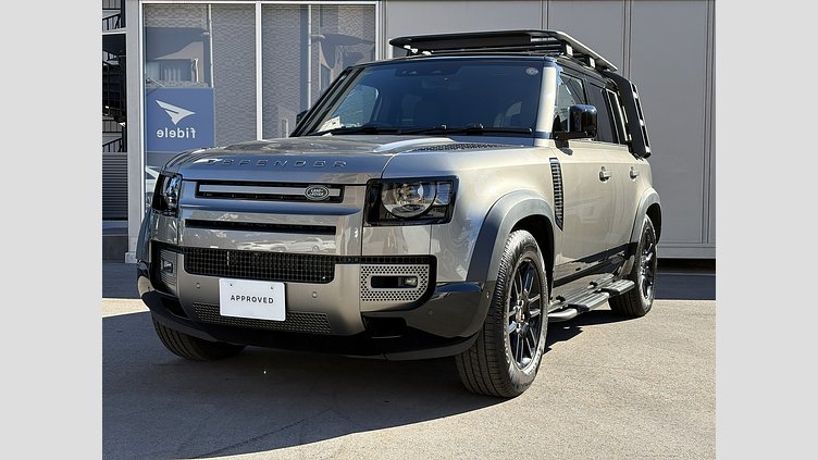 2024 認定中古車 Land Rover Defender 110 シリコンシルバー D350 ディーゼルマイルドハイブリッド X-Dynamic SE
