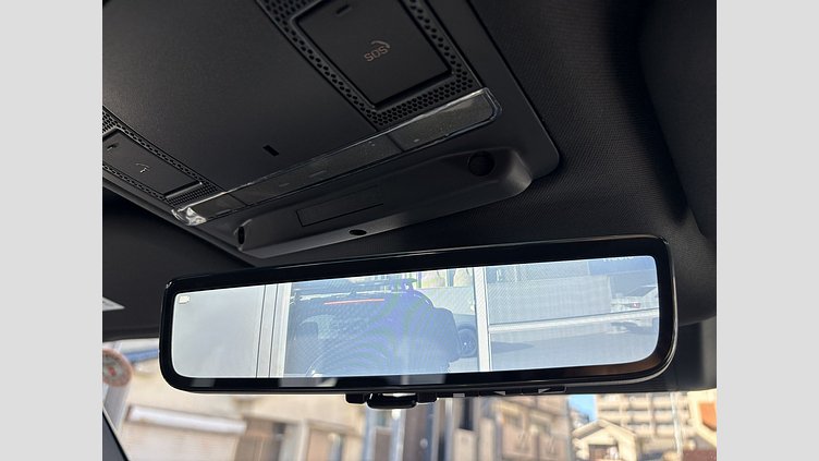 2024 認定中古車 Land Rover Defender 110 シリコンシルバー D350 ディーゼルマイルドハイブリッド X-Dynamic SE