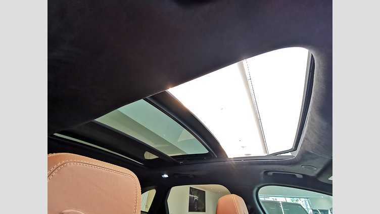 2024 認定中古車 Jaguar F-Pace アイガーグレイ P400e ガソリン プラグインハイブリッド R-DYNAMIC HSE