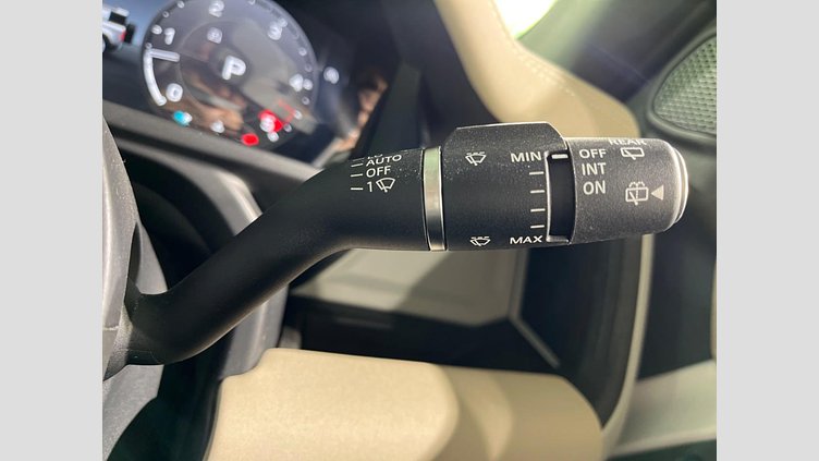 2022 認定中古車 Land Rover Defender 110 Fuji White ４WD S