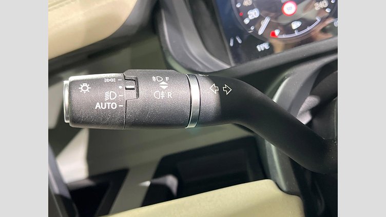 2022 認定中古車 Land Rover Defender 110 Fuji White ４WD S