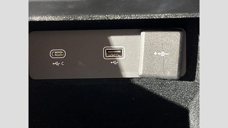 2021 認定中古車 Land Rover Range Rover Evoque サントリーニブラック P200 AWD（オートマチック） ベースグレード