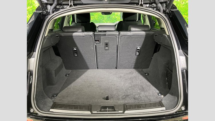 2021 認定中古車 Land Rover Range Rover Evoque サントリーニブラック P200 AWD（オートマチック） ベースグレード