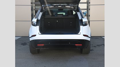 Range Rover Velar 14