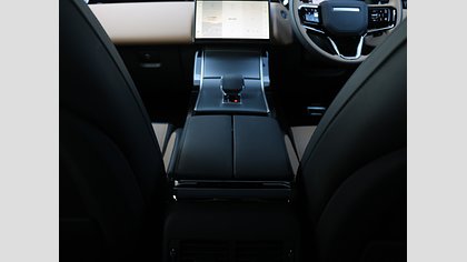 Range Rover Velar 41
